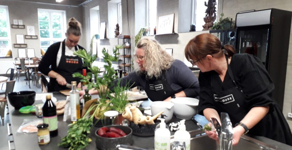 Plantebaseret madlavning med jetteboye.dk i Cafe sans, Designmejeriet i stilling